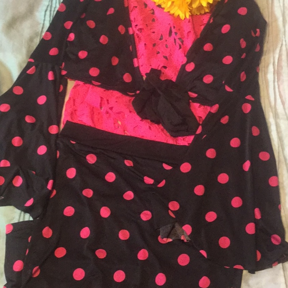 ❌DONATED❌Black Pink Fuchsia Polka Dot 2PC Skirt Set - Picture 5 of 9